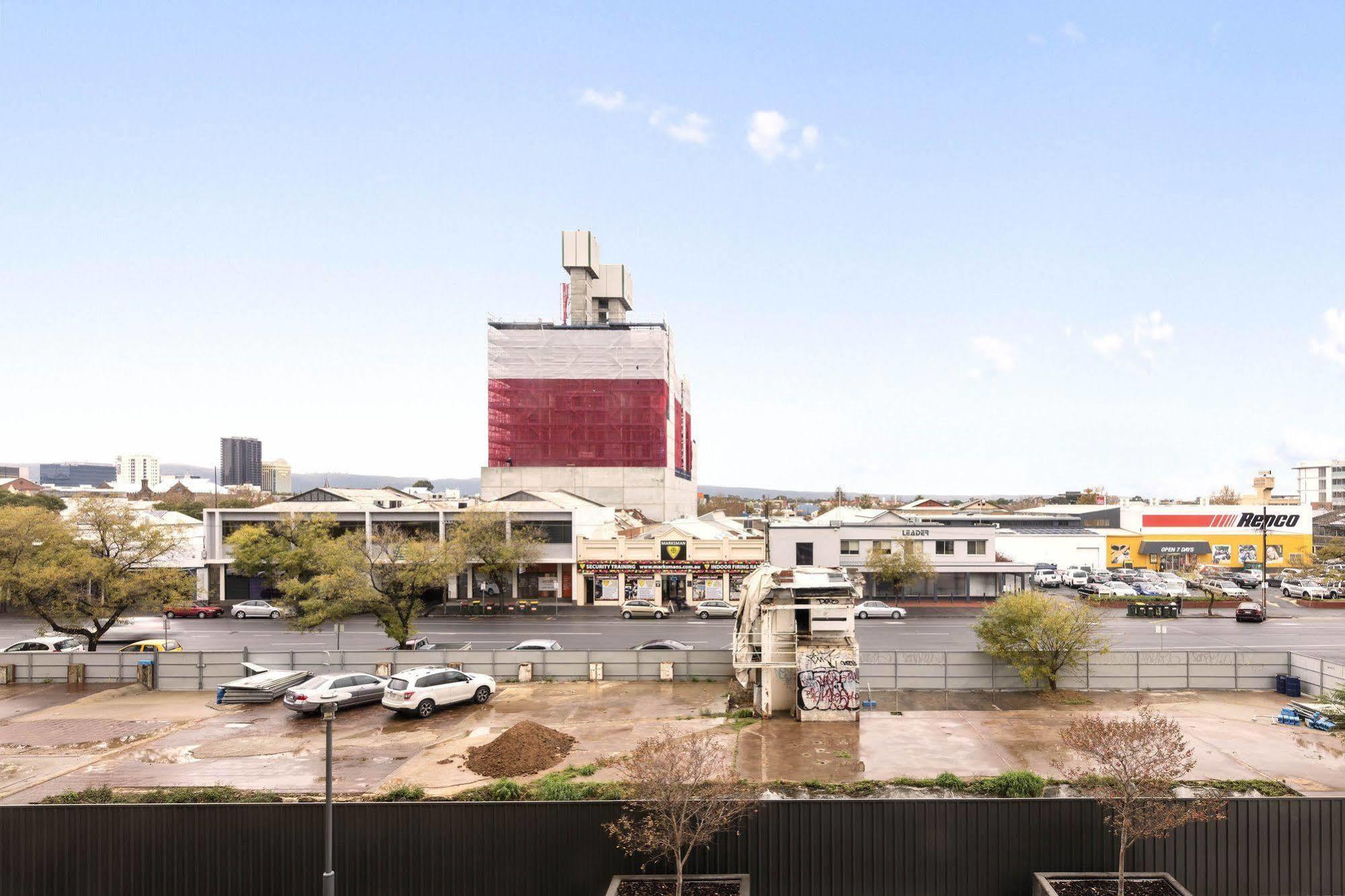 Istay Precinct Adelaida Exterior foto